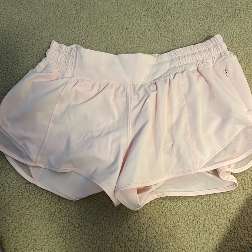 Hot hot 2.5 light pink shorts